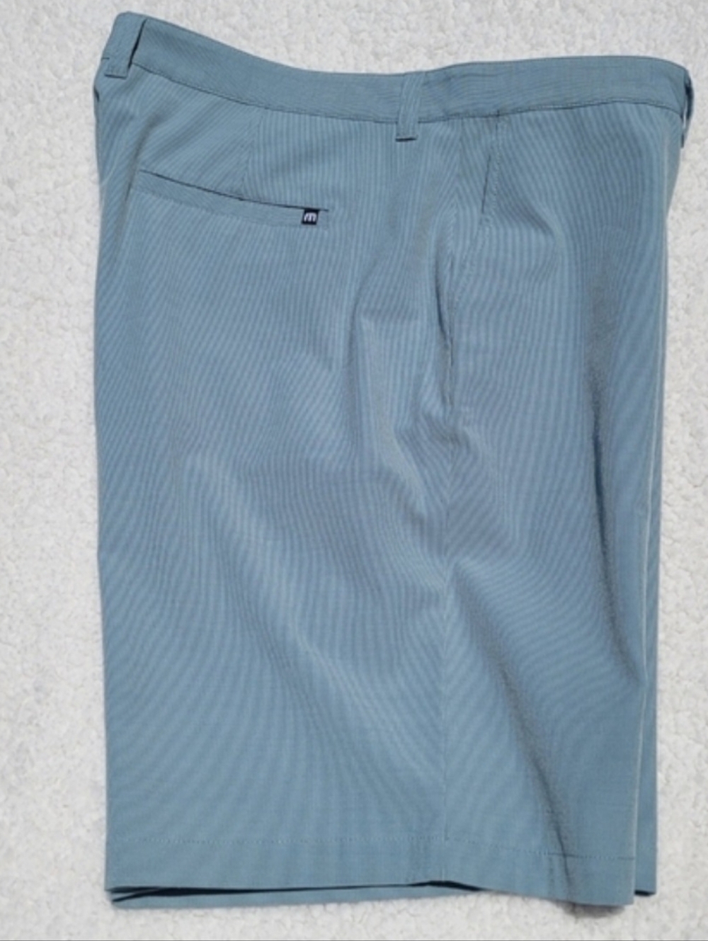 Travis Mathew  Sz-42 Men's  Blue Golf Shorts EUC LIKE NEW.